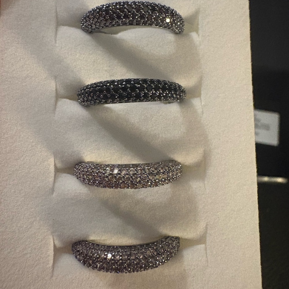 Bomb Party. Luxe Bands. Size 7.